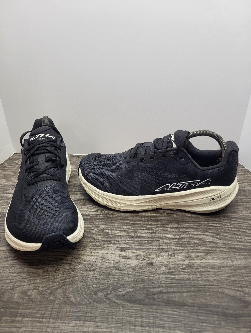 Altra Experience Flow 3 Black Running Shoes Sneakers Men's Size 7.5